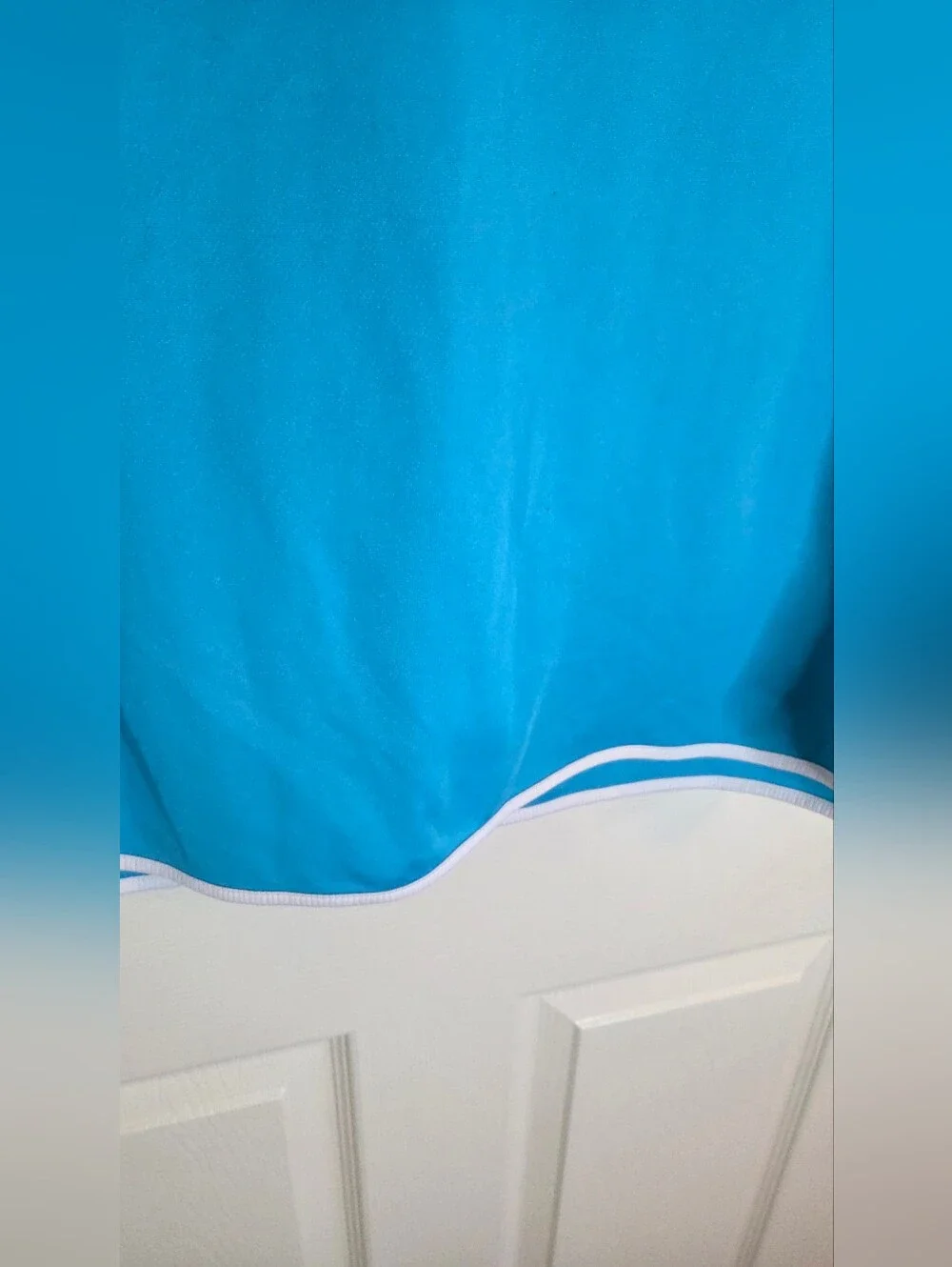 Nike Dry Fit Turquoise Blue V-Neck Athletic Top Short Sleeve White Piping XL